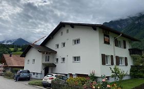 Spring Inn Apartments